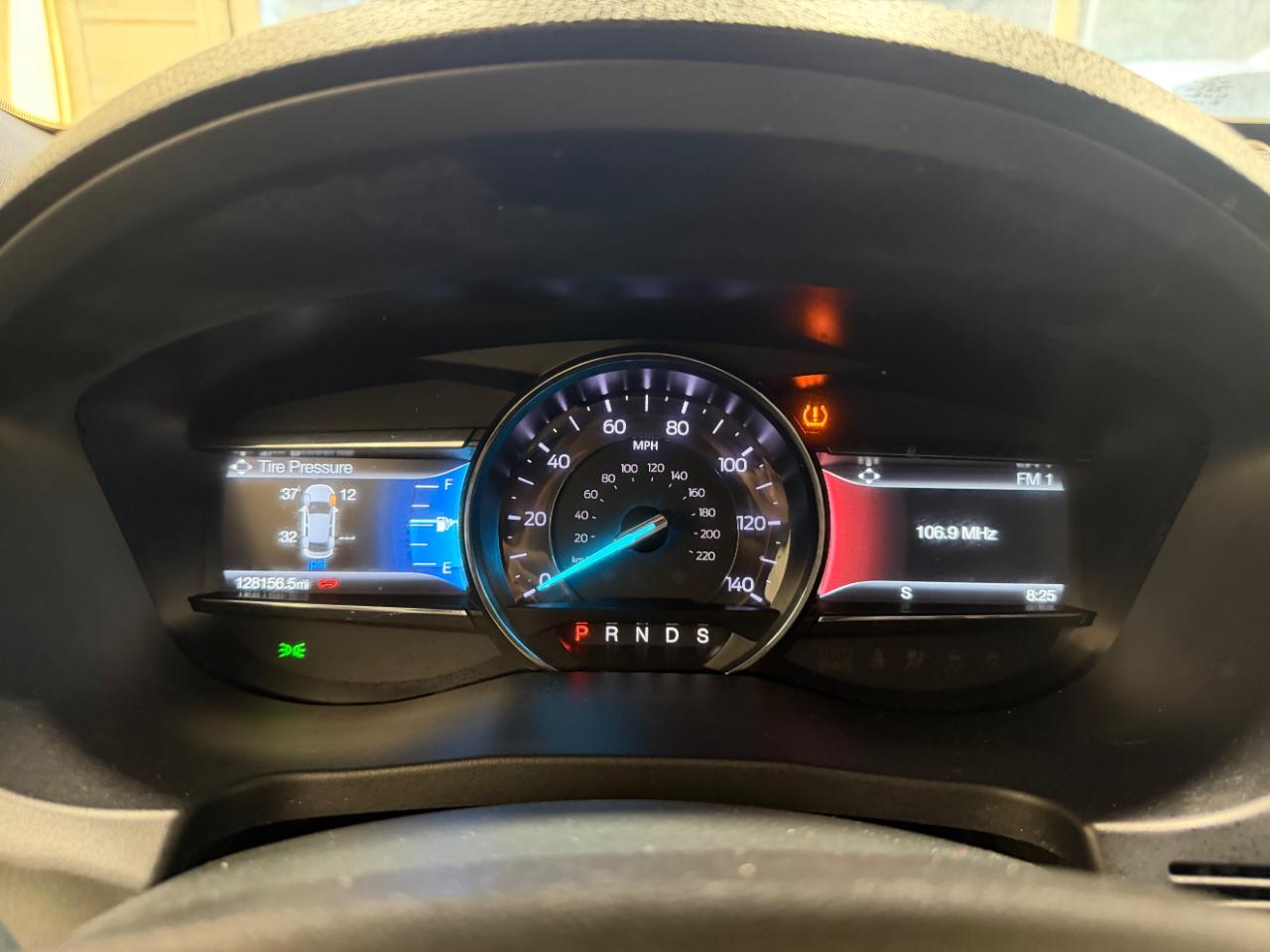 Ford Explorer XLT 4WD 2018