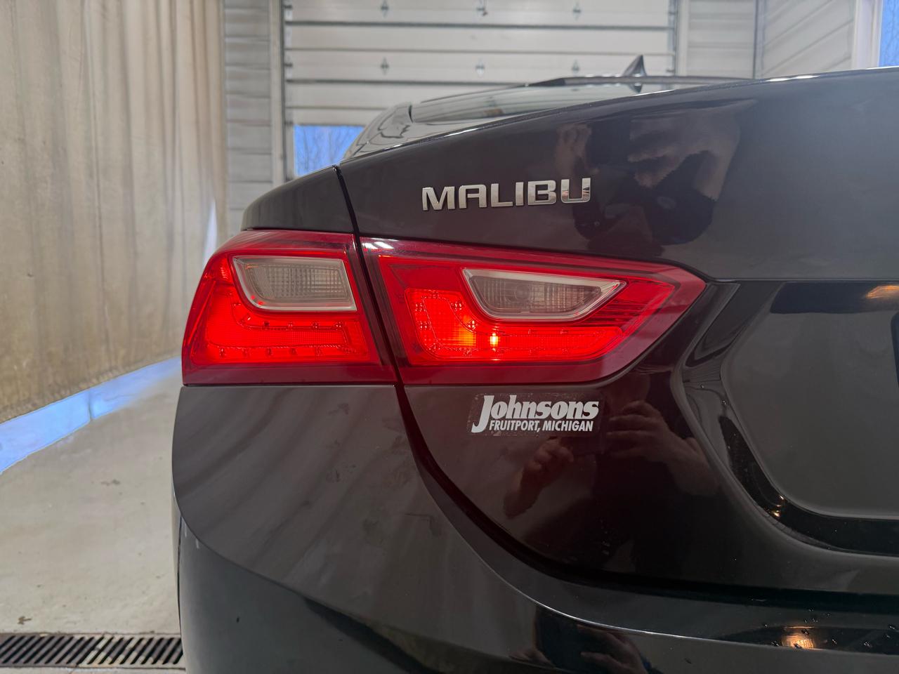 Chevrolet Malibu 4dr Sdn LS w/1LS 2022