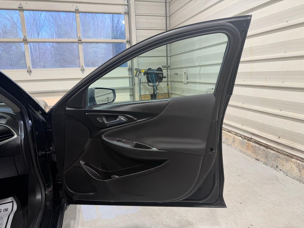 Chevrolet Malibu 4dr Sdn LS w/1LS 2022