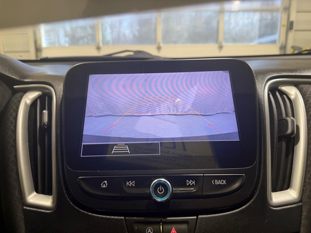 Chevrolet Malibu 4dr Sdn LS w/1LS 2022