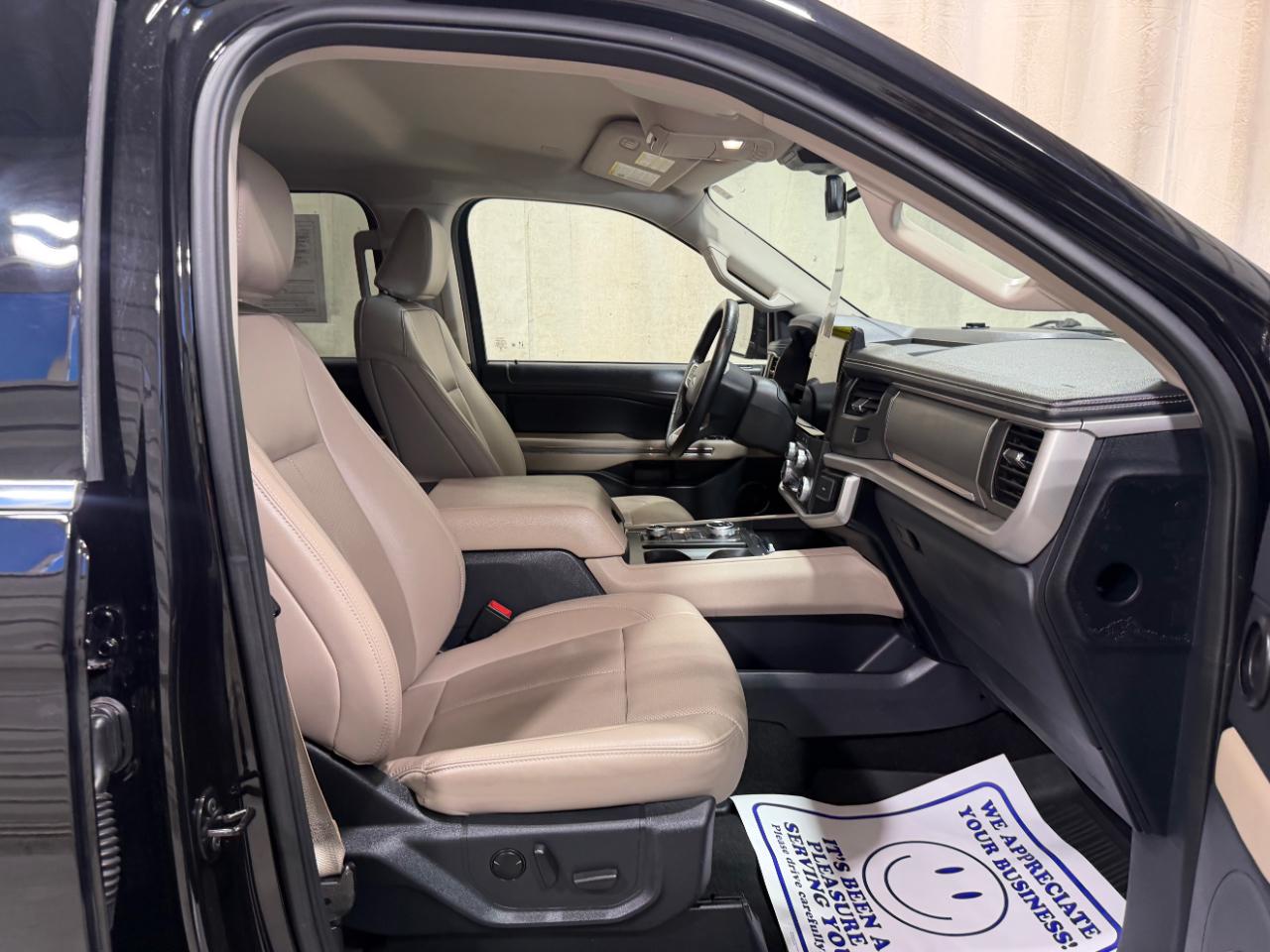 Ford Expedition Max XLT 4x4 2024