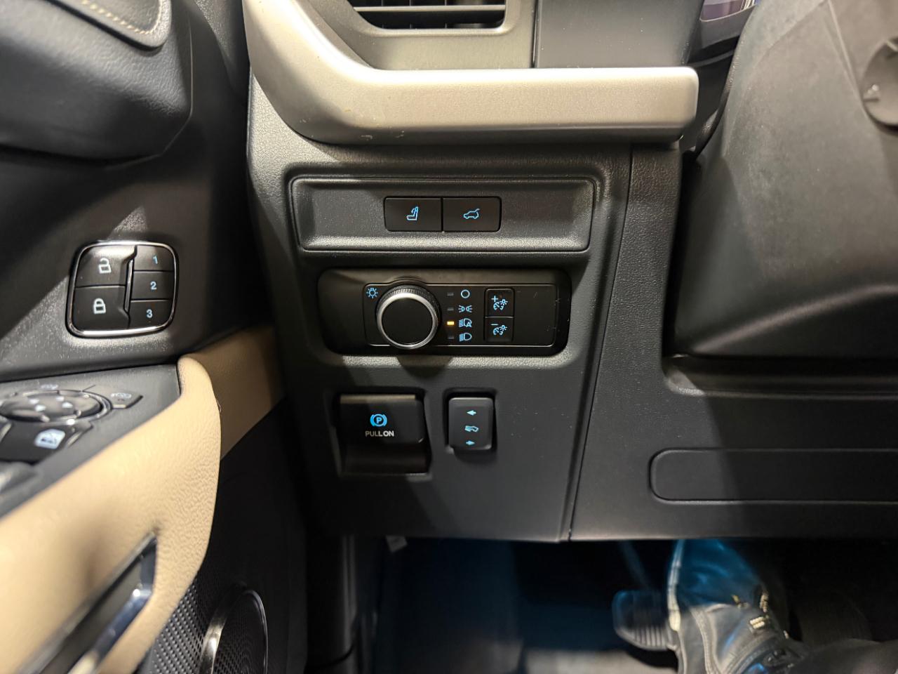 Ford Expedition Max XLT 4x4 2024