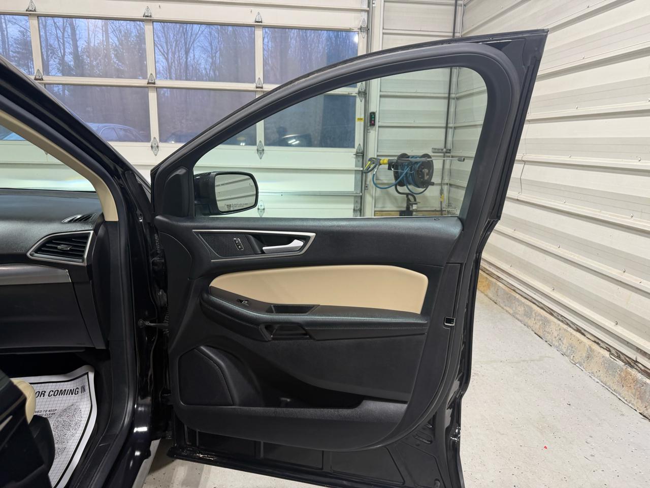 Ford Edge SEL AWD 2021