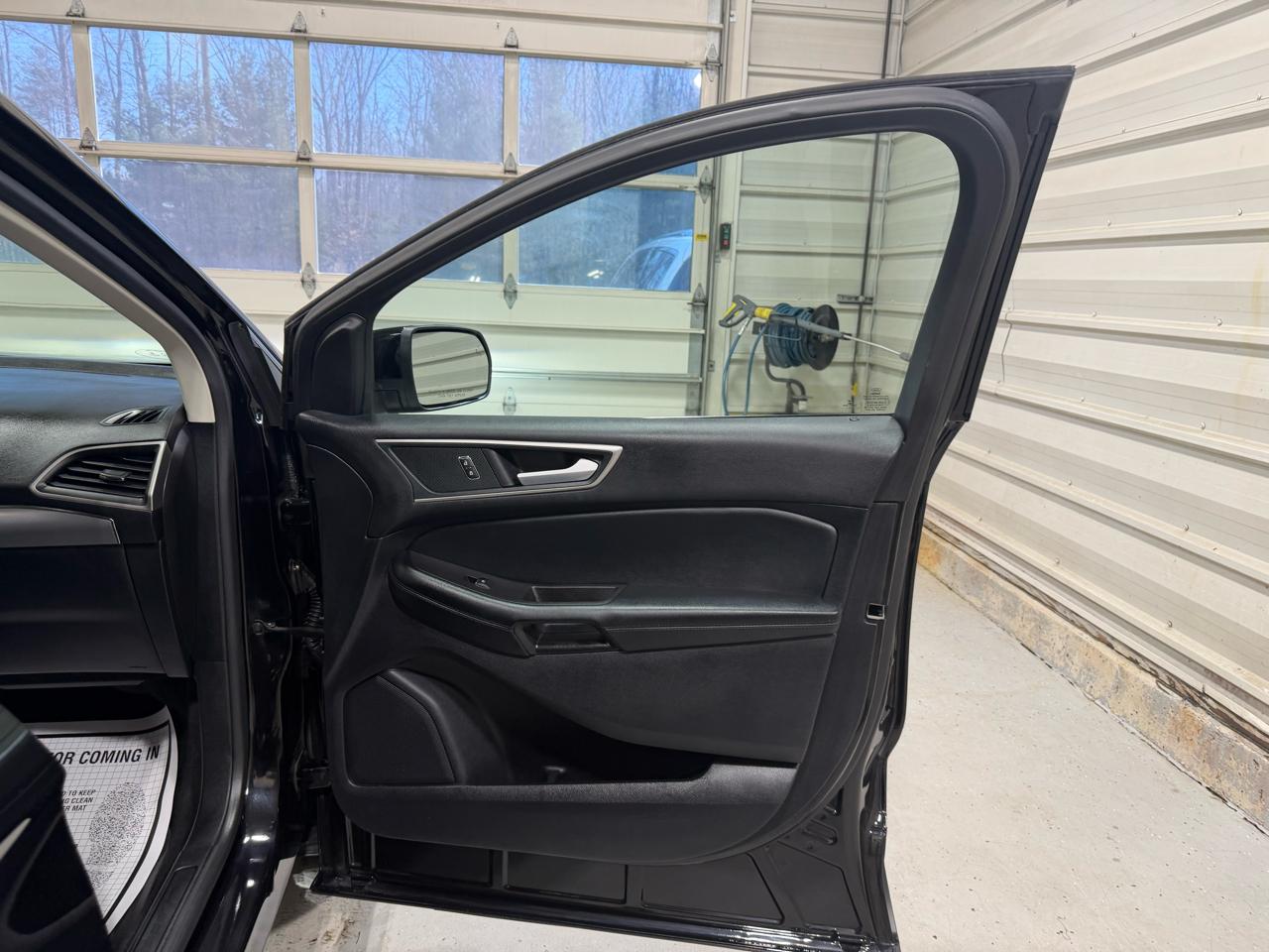 Ford Edge SEL AWD 2021