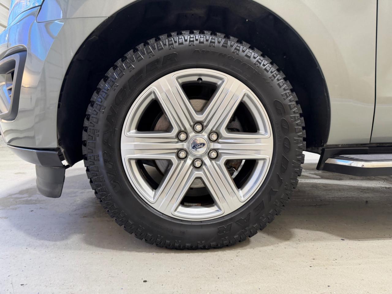 Ford Expedition XLT 4x4 2019