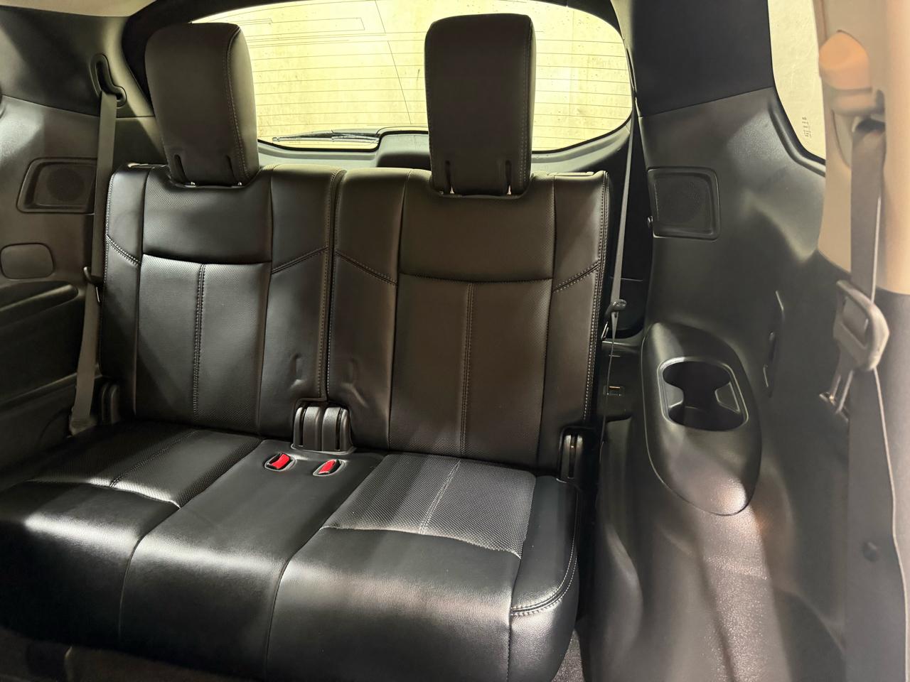 Nissan Pathfinder 2WD 4dr Platinum 2015