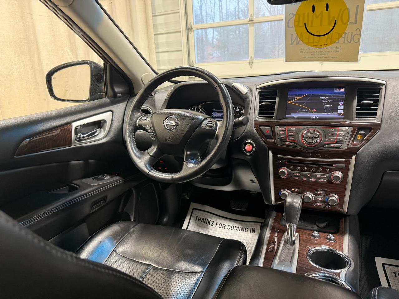 Nissan Pathfinder 2WD 4dr Platinum 2015