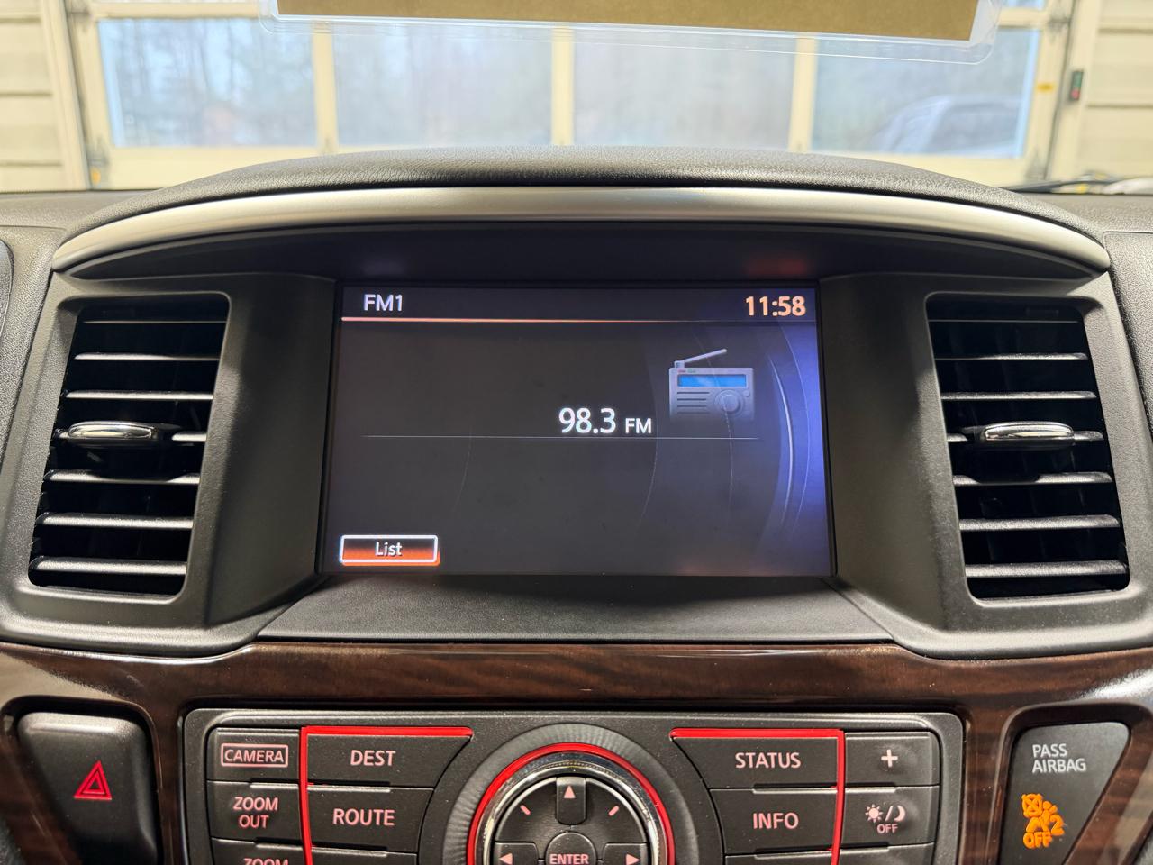 Nissan Pathfinder 2WD 4dr Platinum 2015