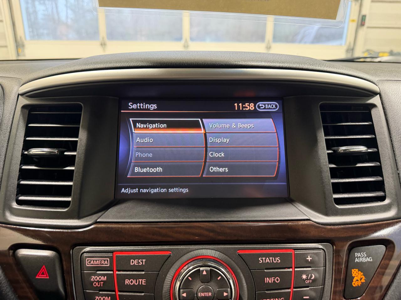 Nissan Pathfinder 2WD 4dr Platinum 2015