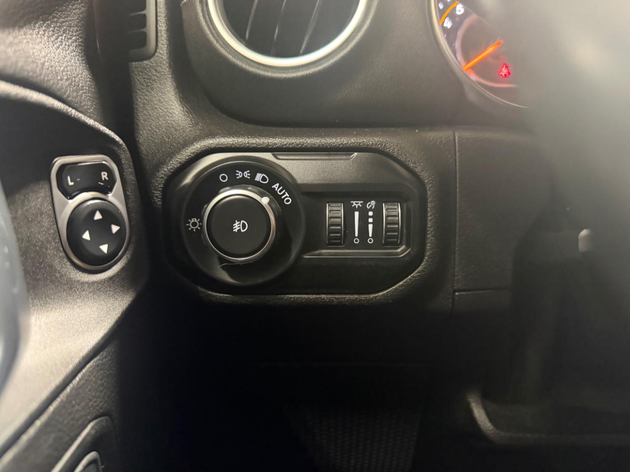 Jeep Wrangler Unlimited Sahara Altitude 4x4 2021