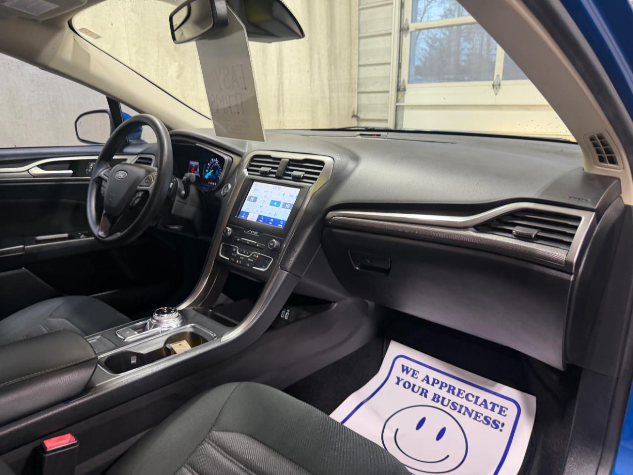 Ford Fusion SE FWD 2019