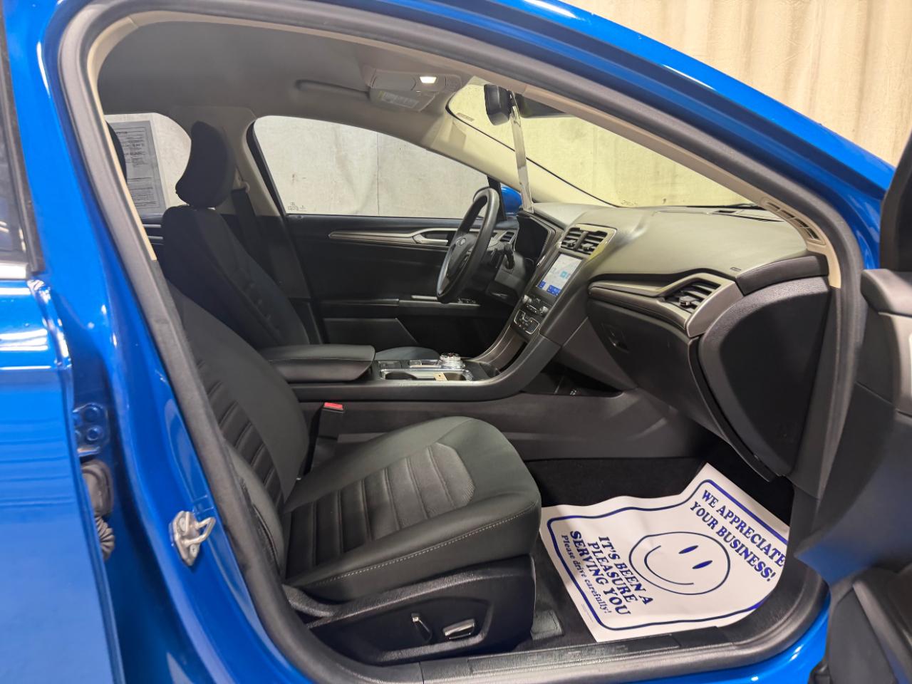 Ford Fusion SE FWD 2019