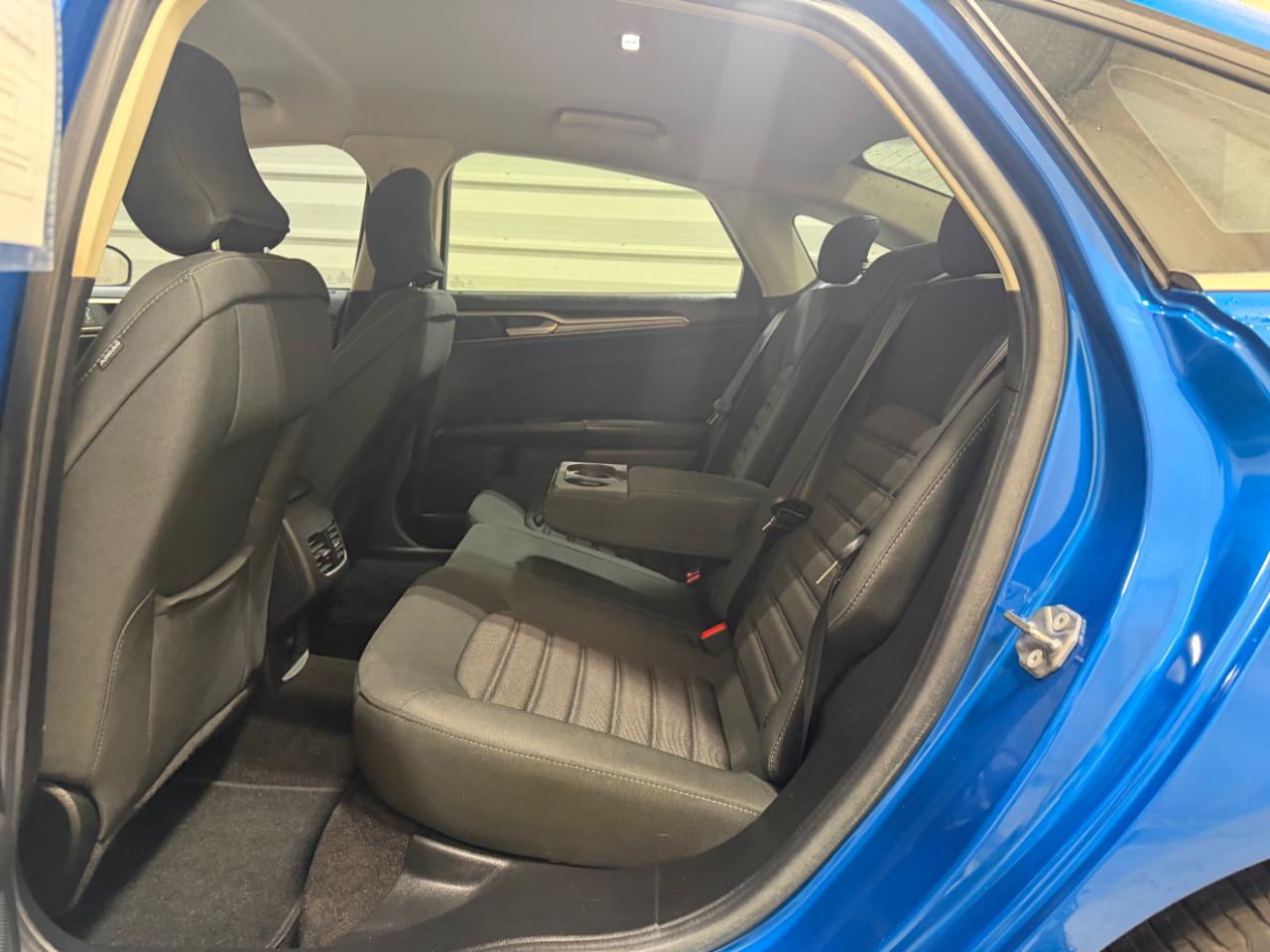 Ford Fusion SE FWD 2019