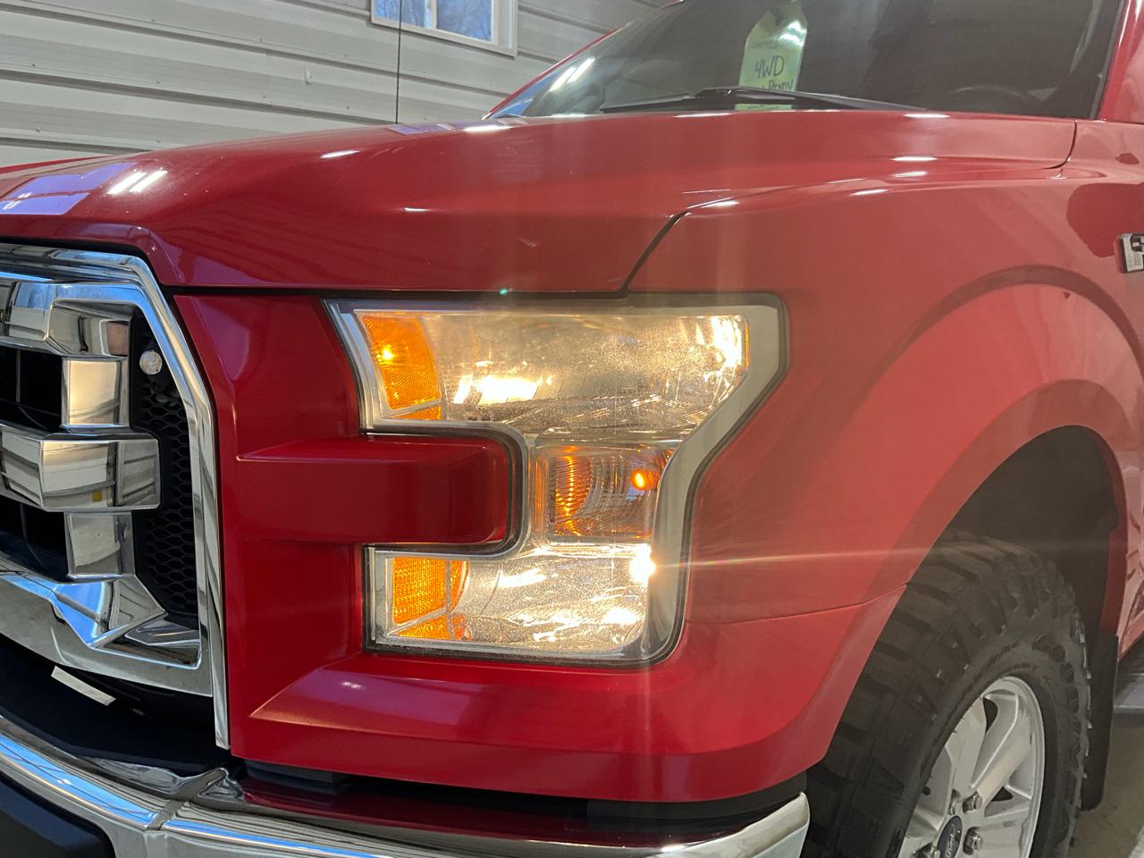 Ford F-150 4WD SuperCrew 145" XLT 2016
