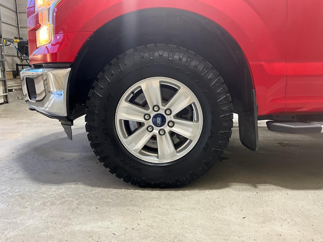 Ford F-150 4WD SuperCrew 145" XLT 2016