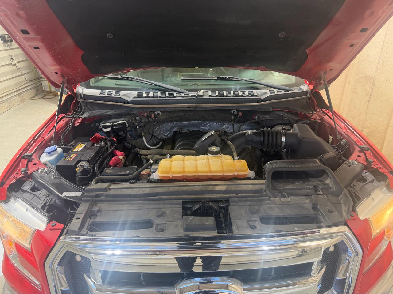 Ford F-150 4WD SuperCrew 145" XLT 2016