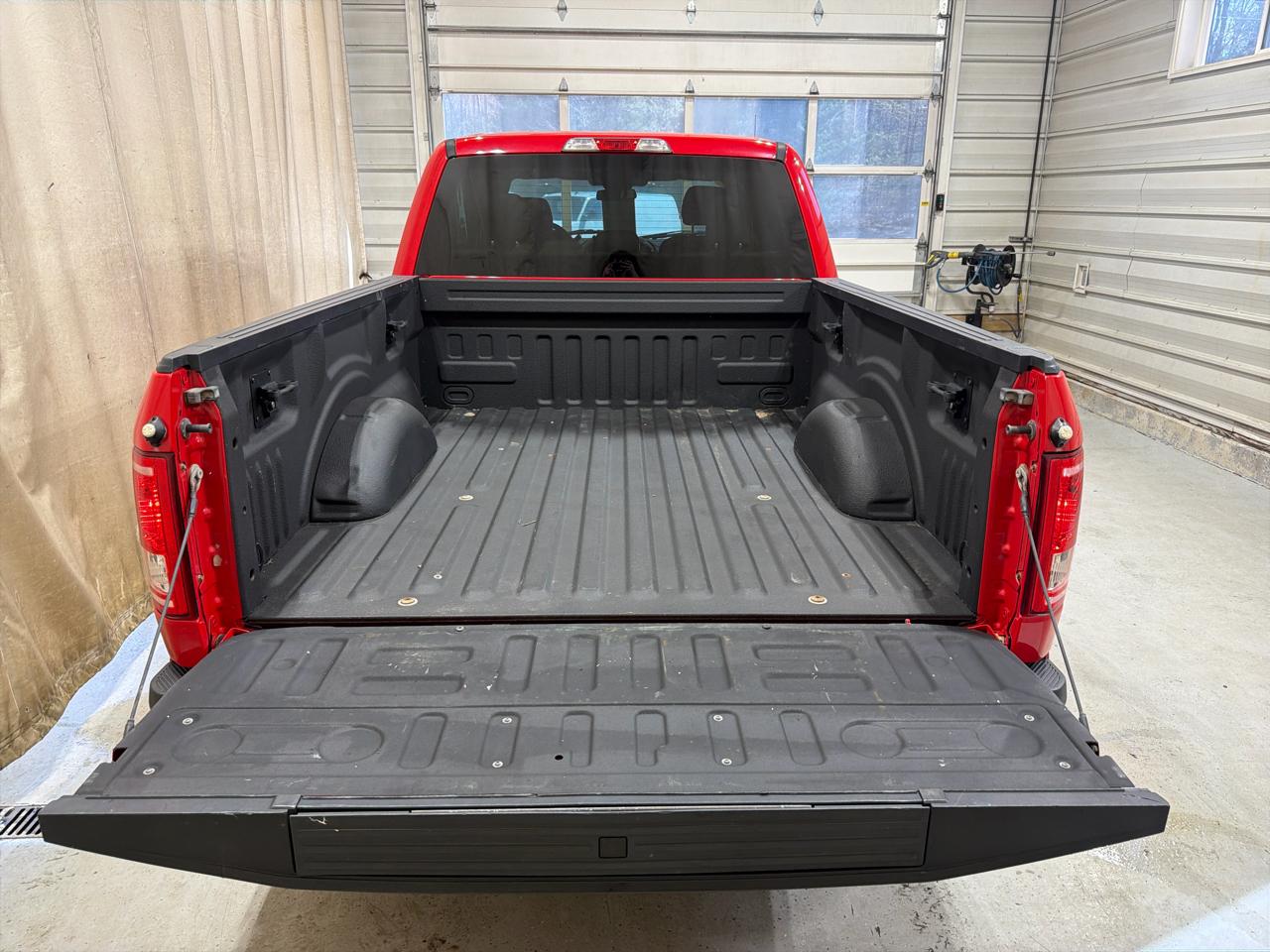 Ford F-150 4WD SuperCrew 145" XLT 2016