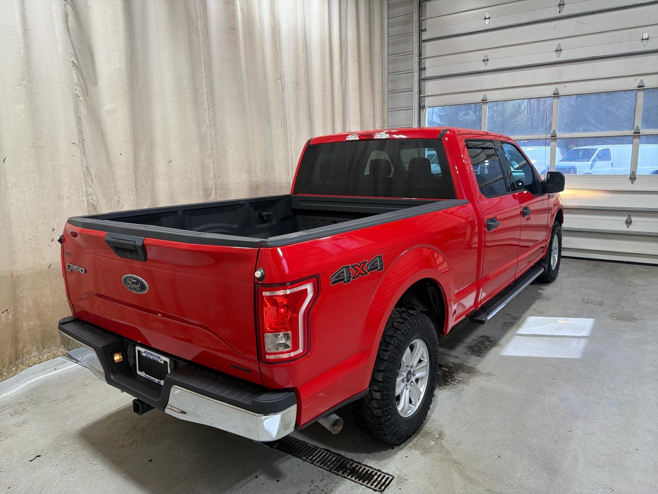 Ford F-150 4WD SuperCrew 145" XLT 2016