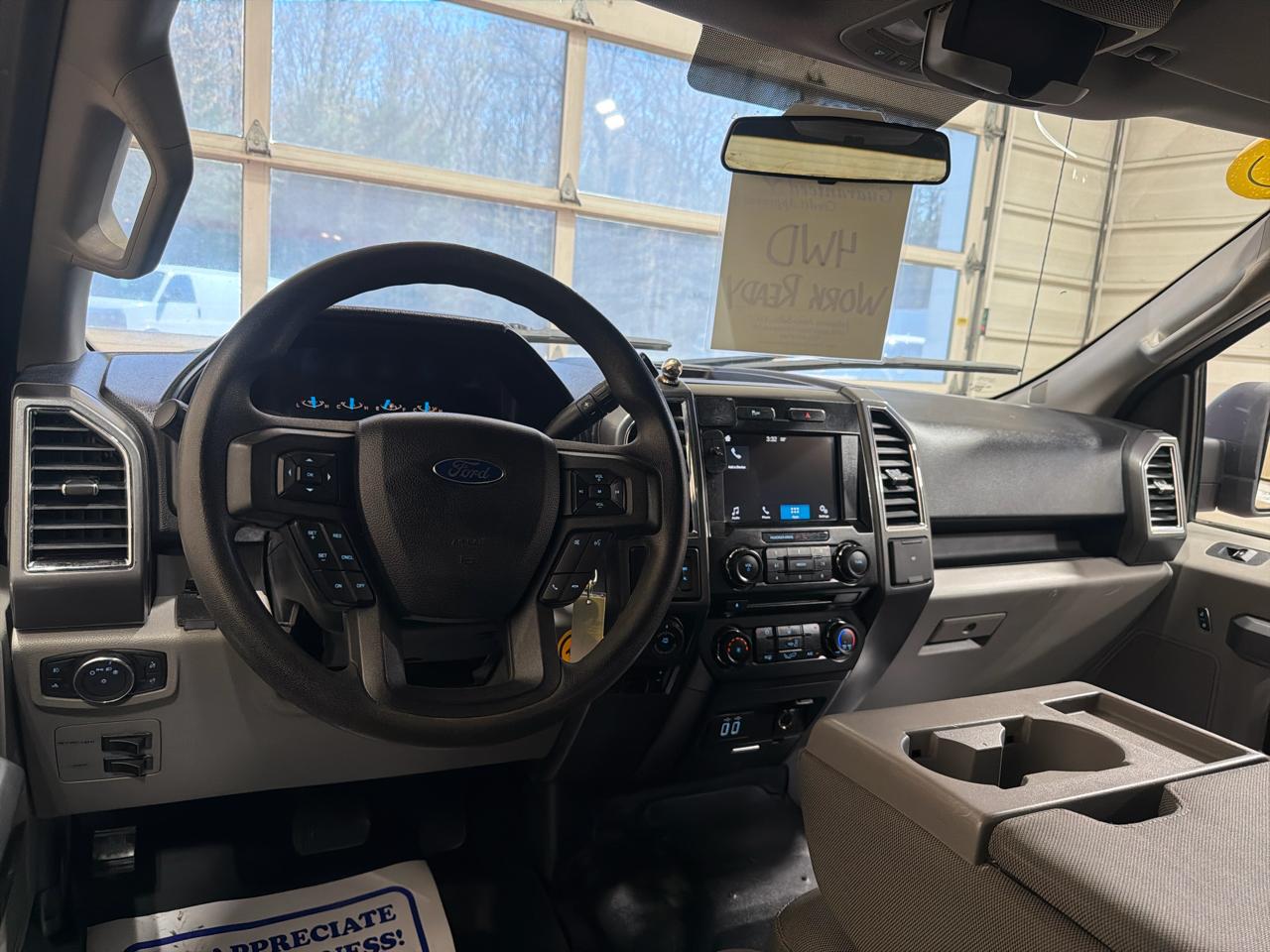Ford F-150 4WD SuperCrew 145" XLT 2016