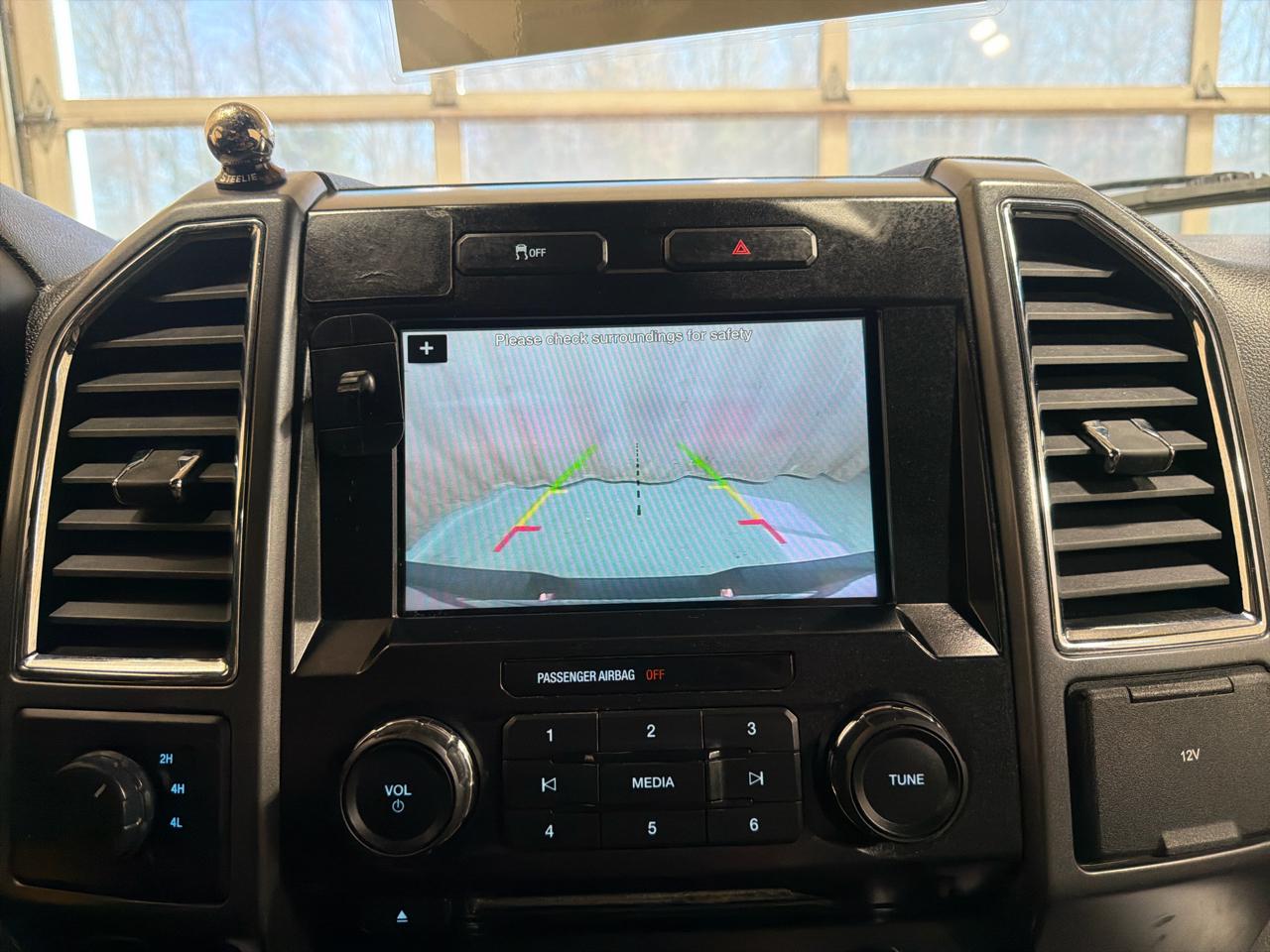 Ford F-150 4WD SuperCrew 145" XLT 2016