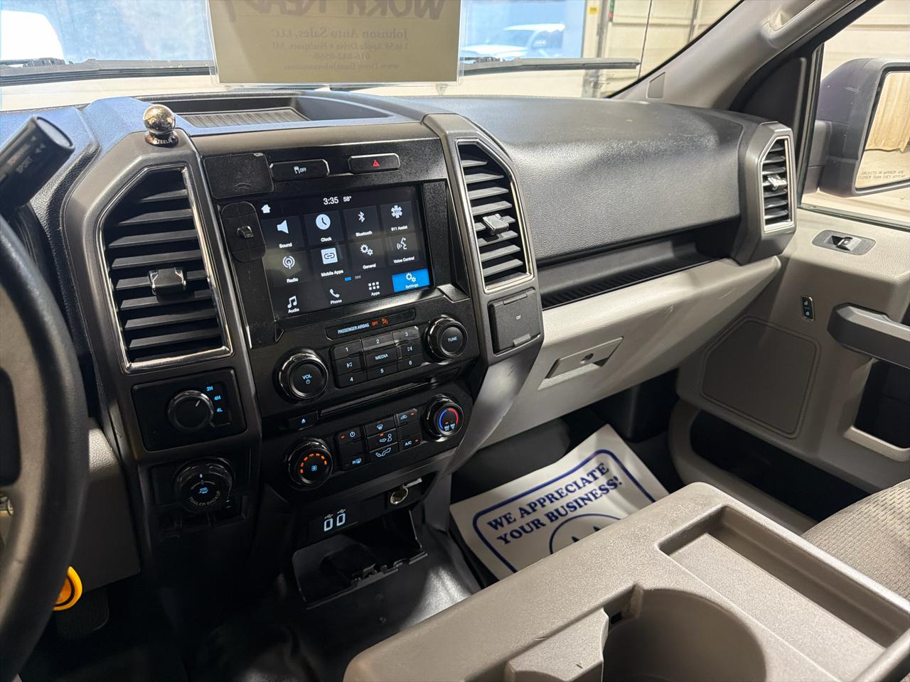 Ford F-150 4WD SuperCrew 145" XLT 2016