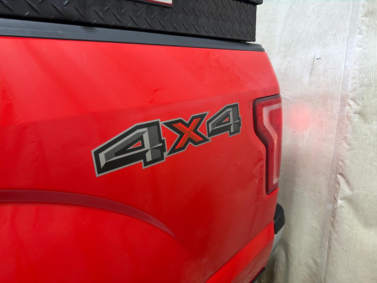 Ford F-150 XL 4WD SuperCrew 5.5' Box 2017