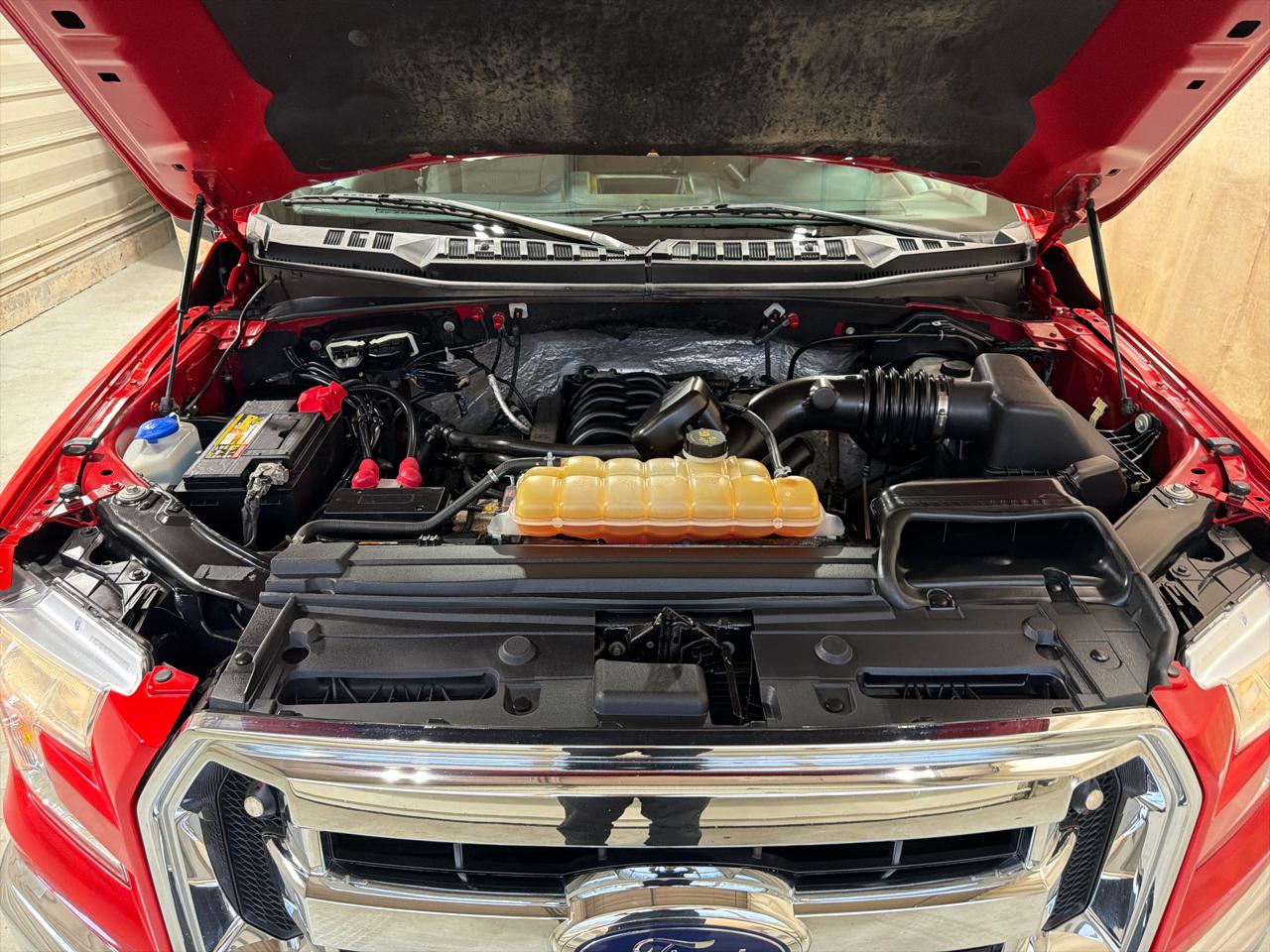 Ford F-150 XL 4WD SuperCrew 5.5' Box 2017