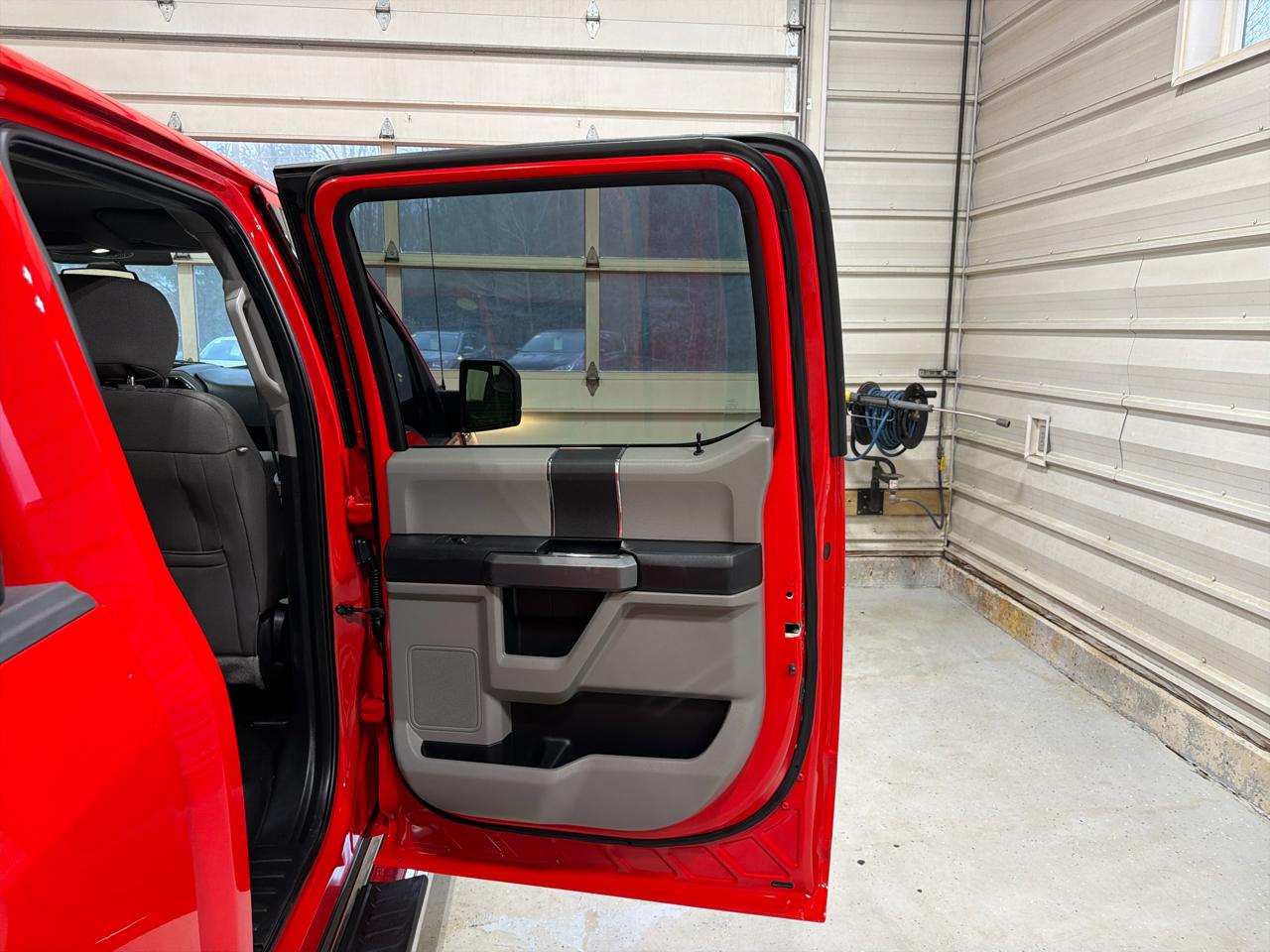 Ford F-150 XL 4WD SuperCrew 5.5' Box 2017