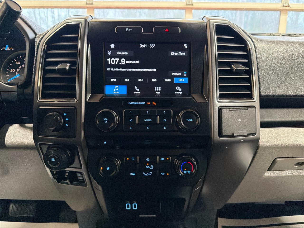 Ford F-150 XL 4WD SuperCrew 5.5' Box 2017