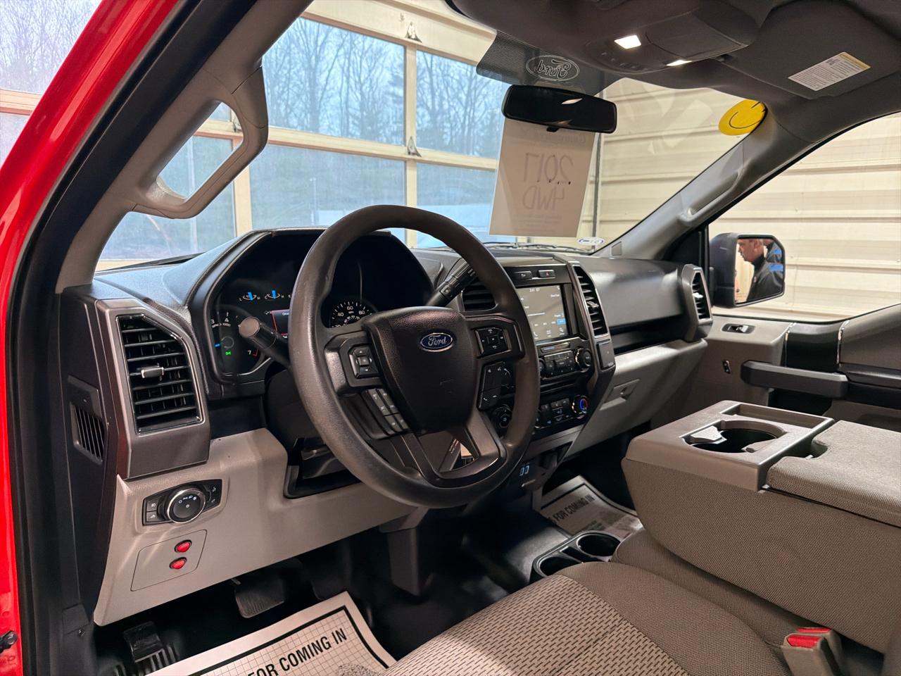 Ford F-150 XL 4WD SuperCrew 5.5' Box 2017