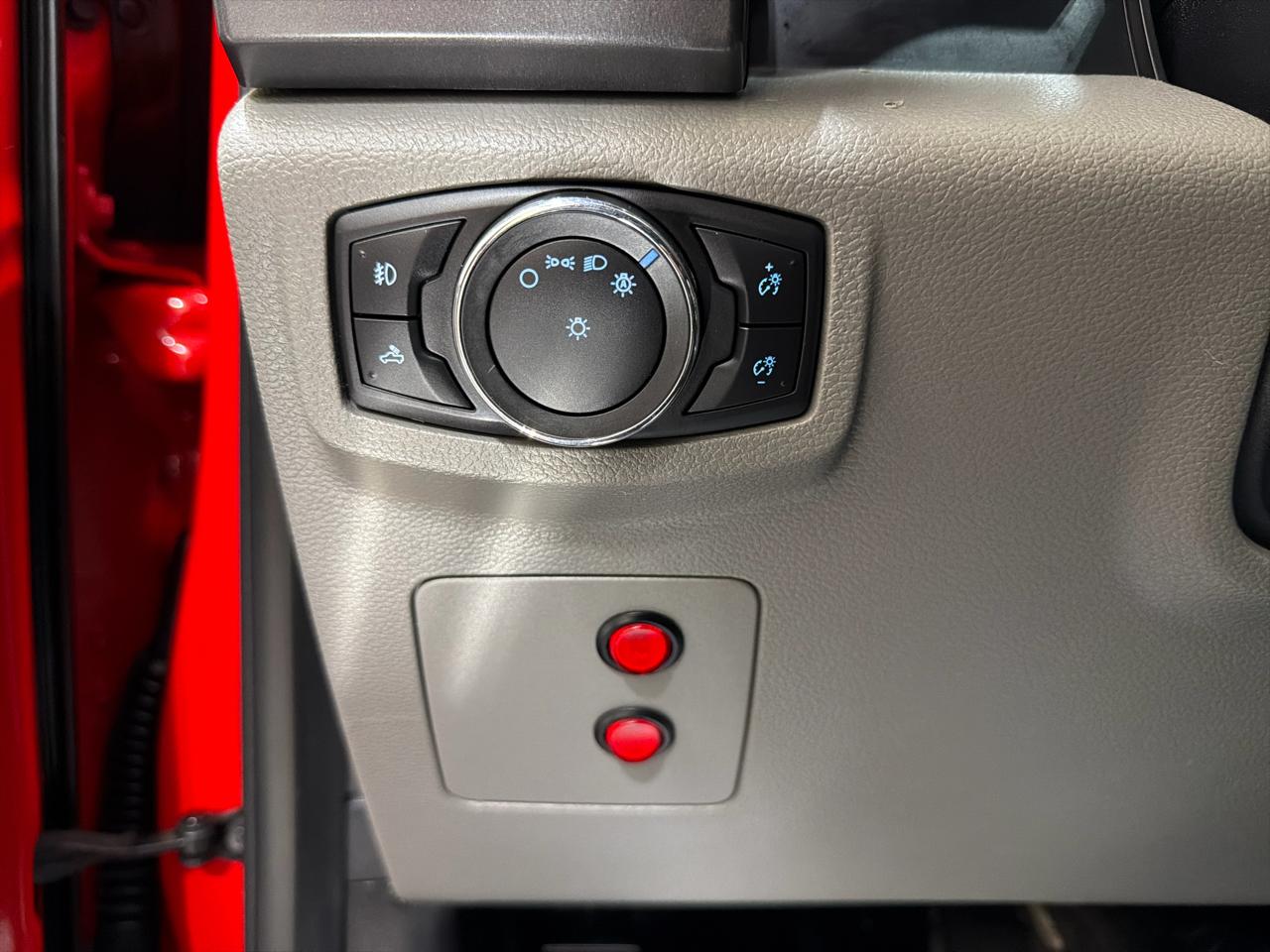 Ford F-150 XL 4WD SuperCrew 5.5' Box 2017