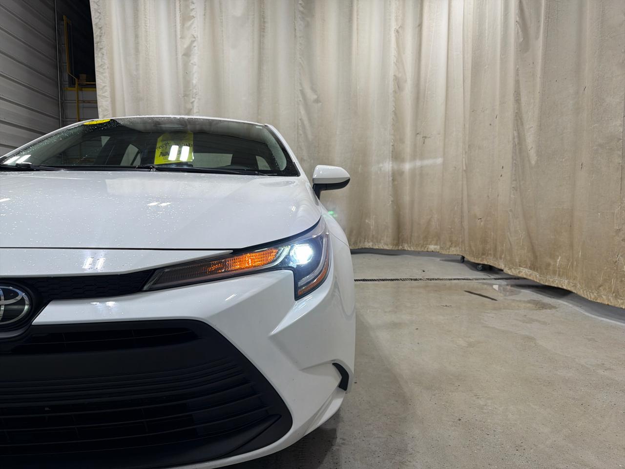 Toyota Corolla LE CVT (Natl) 2023