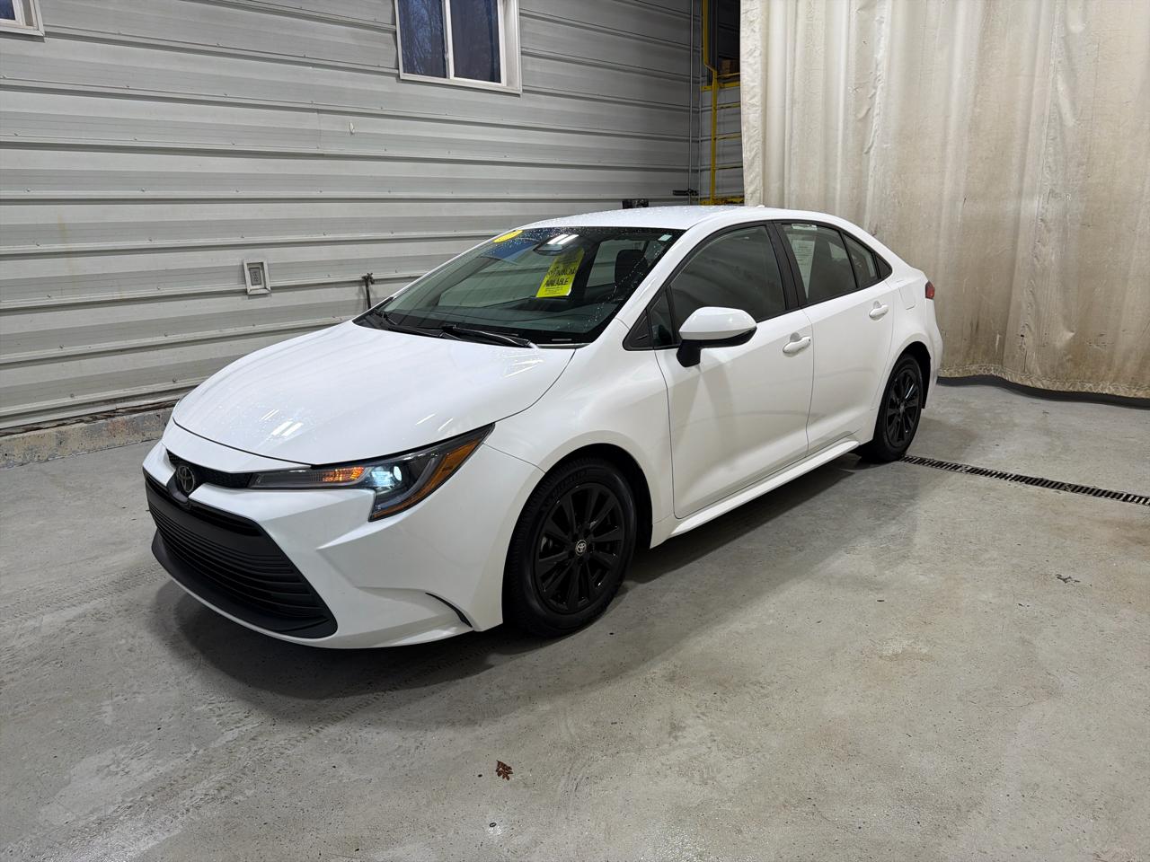 Toyota Corolla LE CVT (Natl) 2023