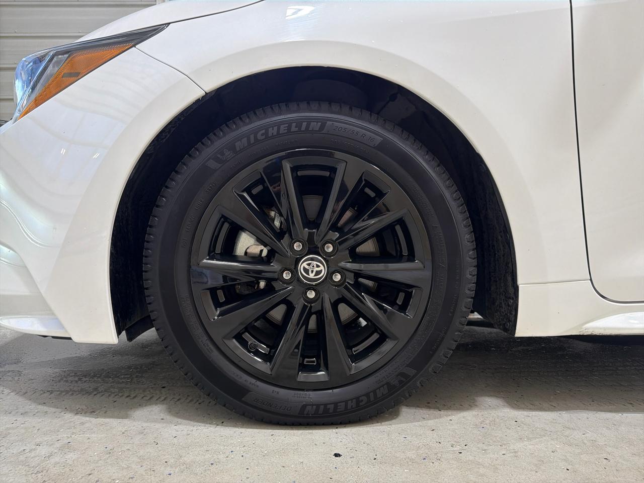 Toyota Corolla LE CVT (Natl) 2023