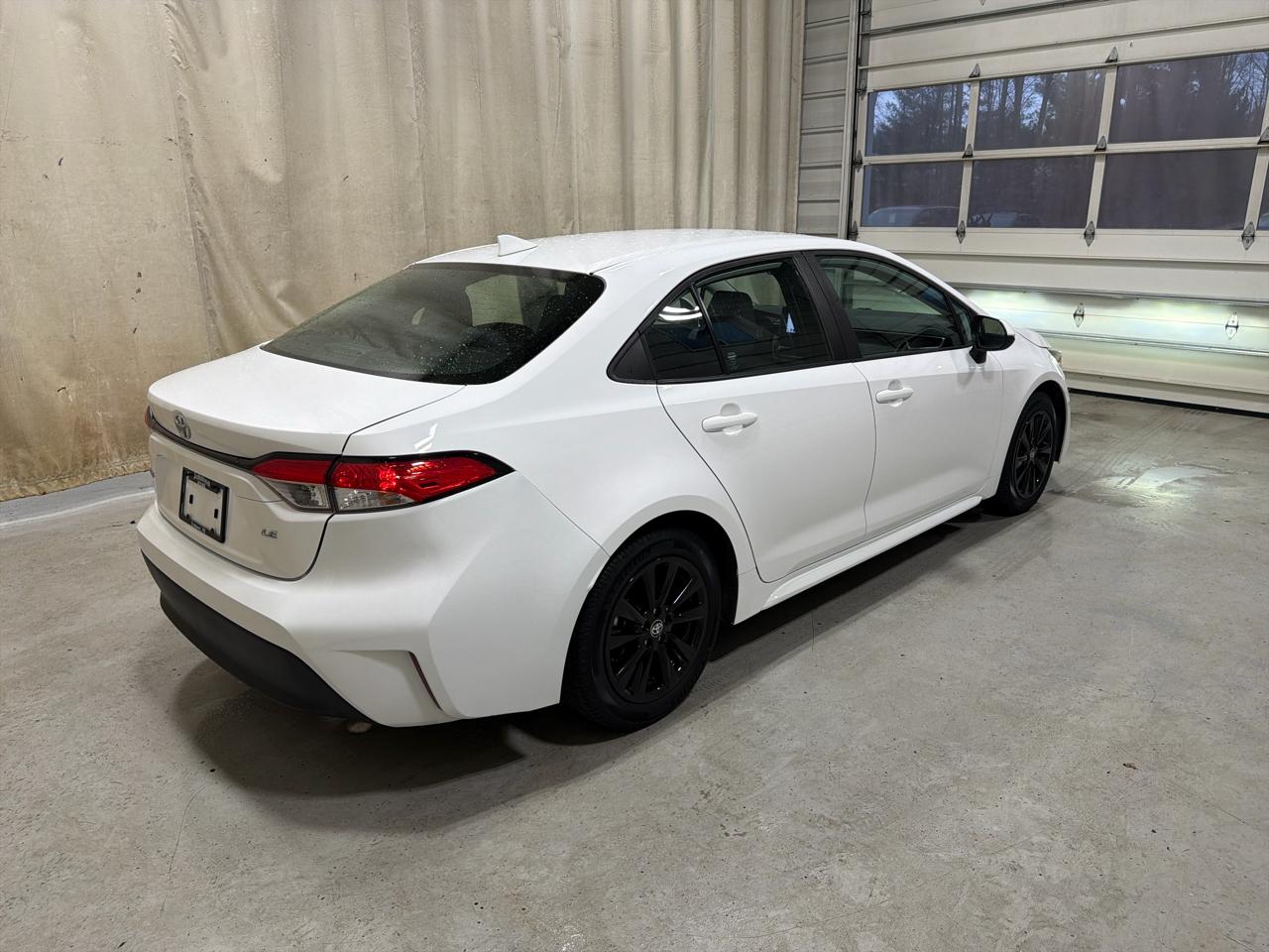 Toyota Corolla LE CVT (Natl) 2023