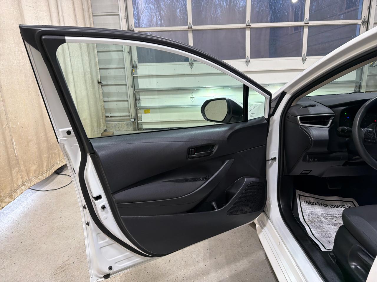 Toyota Corolla LE CVT (Natl) 2023