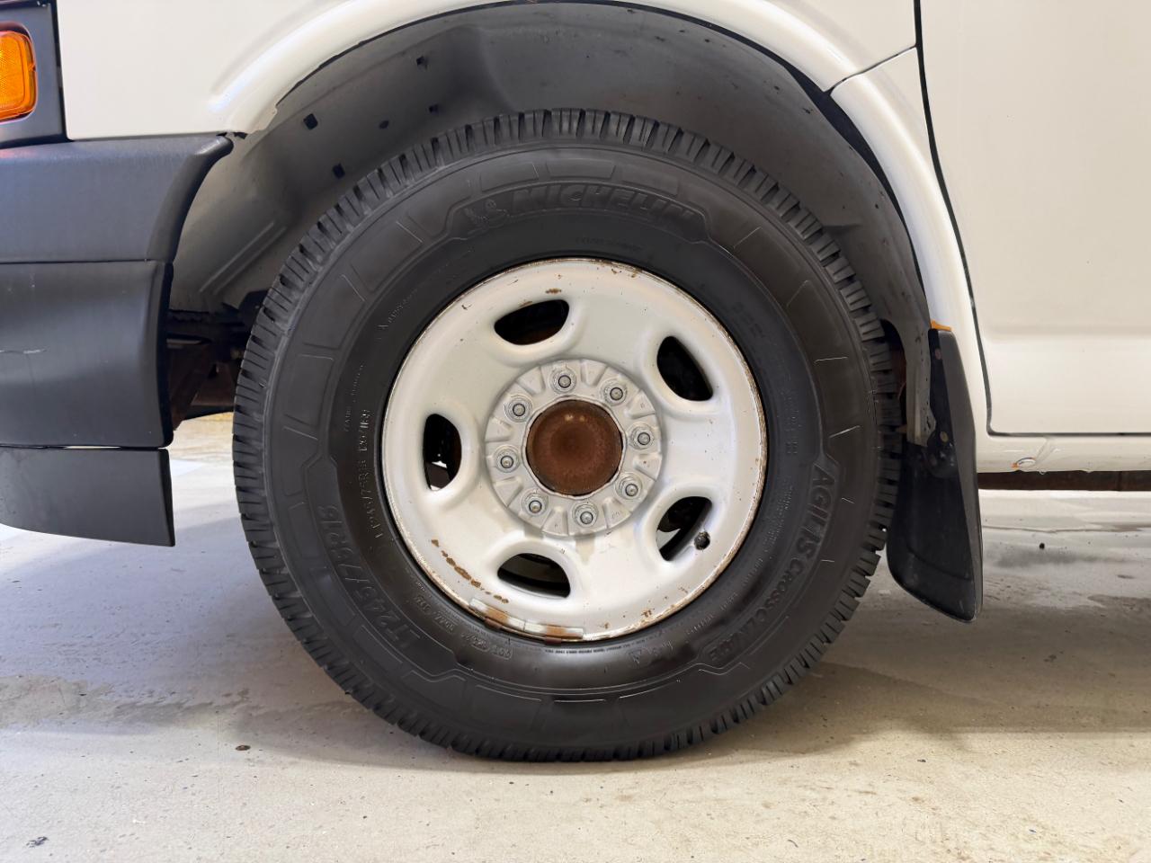 Chevrolet Express Cargo Van RWD 3500 155" 2020