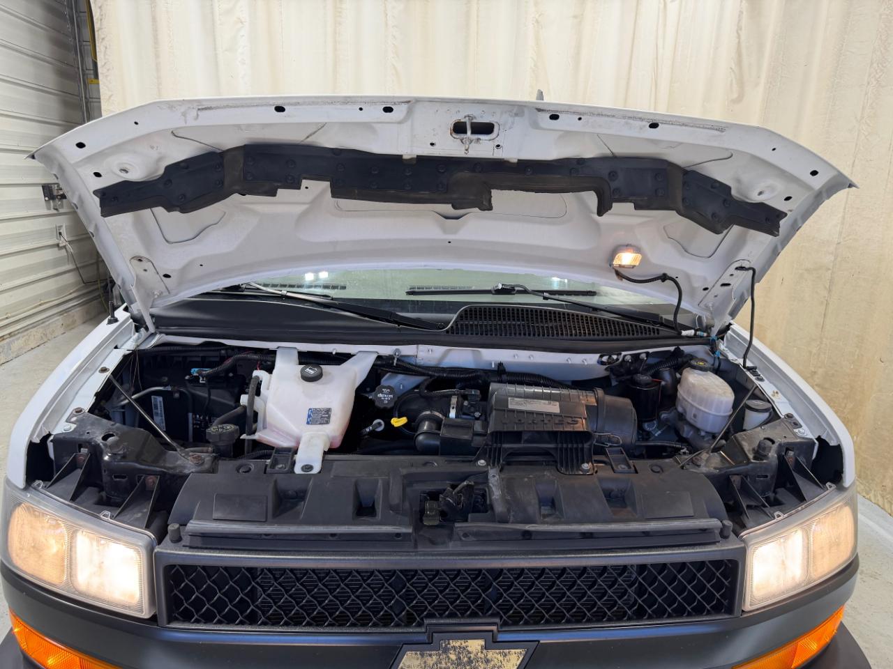 Chevrolet Express Cargo Van RWD 3500 155" 2020