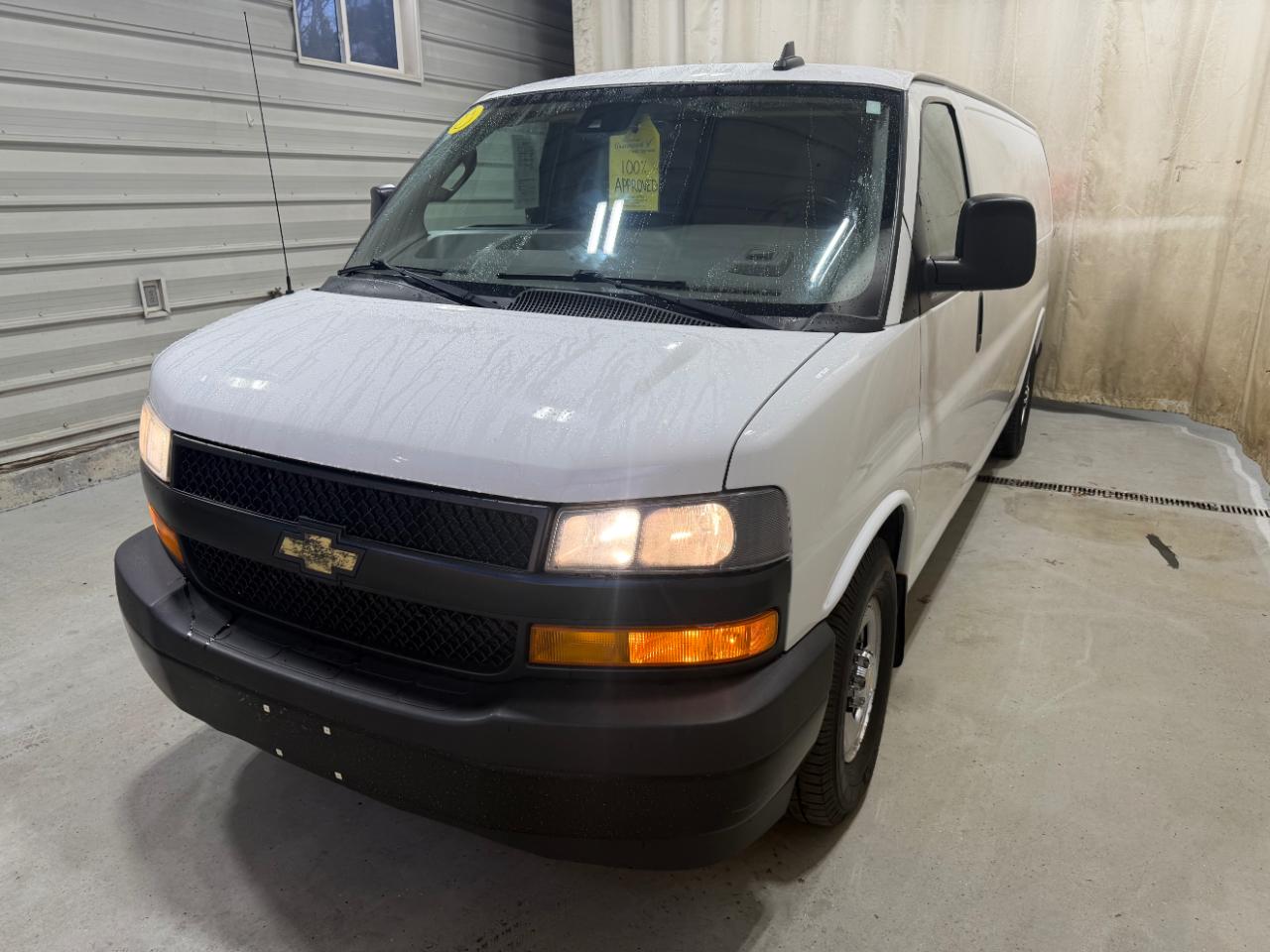 Chevrolet Express Cargo Van RWD 3500 155" 2020