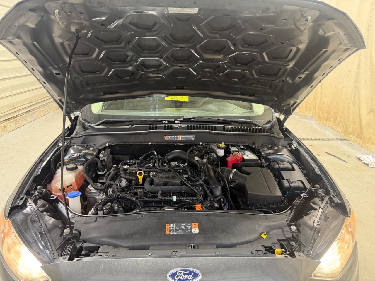 Ford Fusion SE FWD 2019