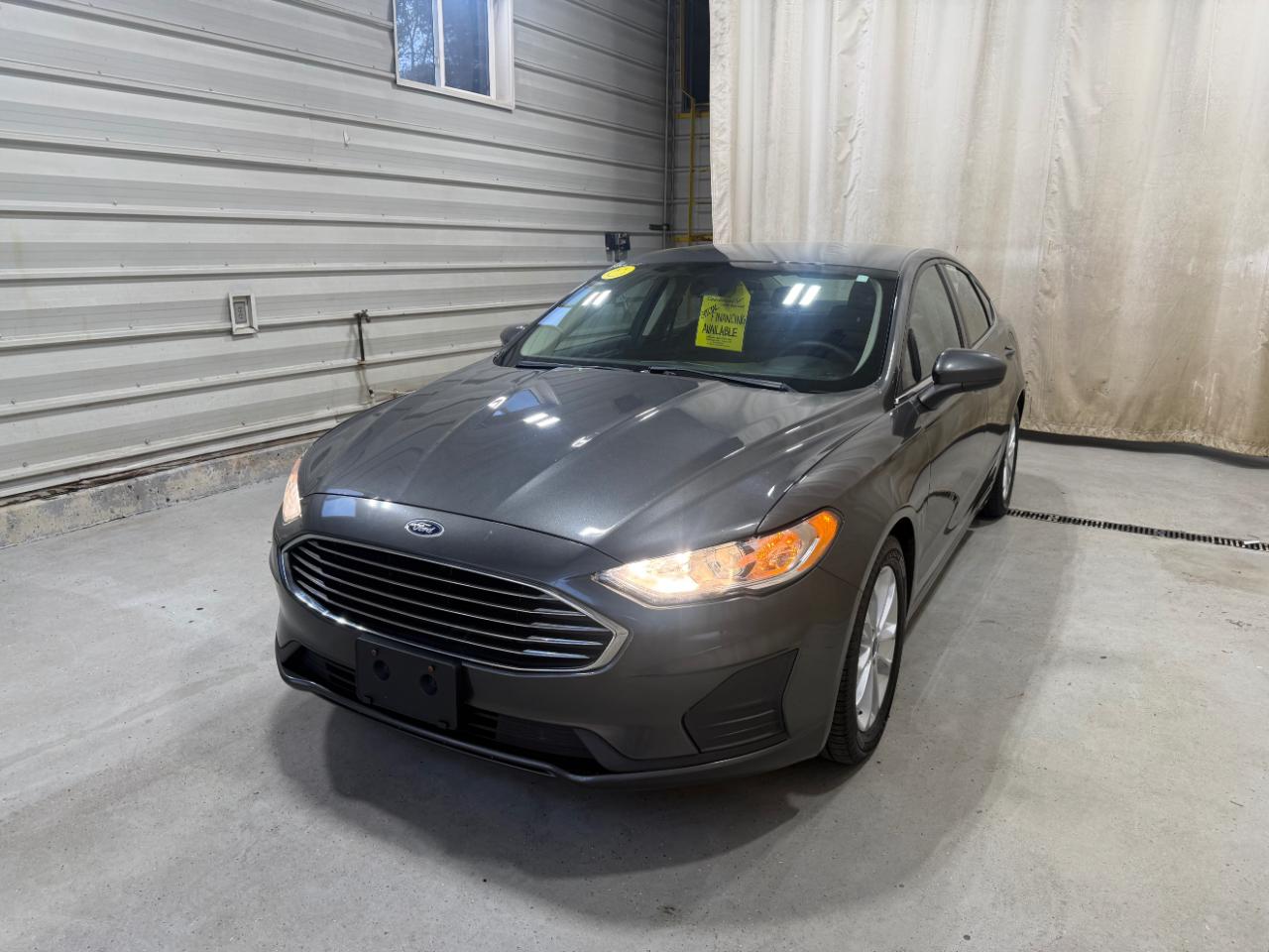 Ford Fusion SE FWD 2019