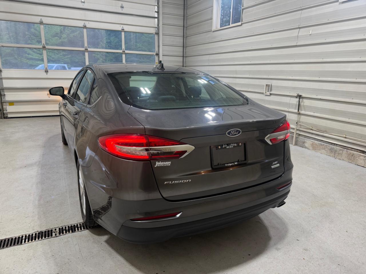 Ford Fusion SE FWD 2019