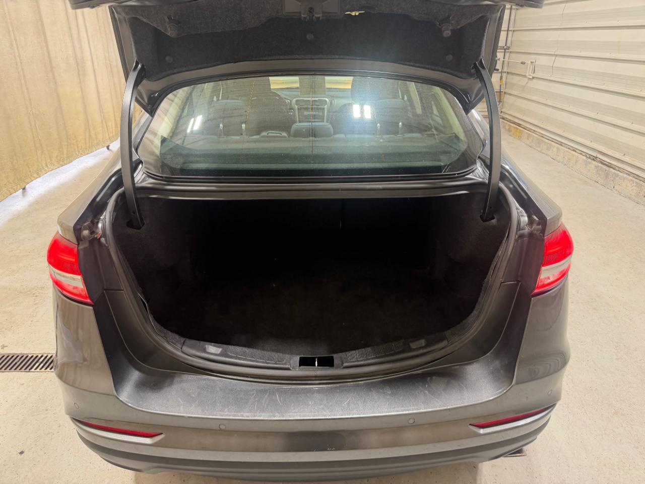 Ford Fusion SE FWD 2019