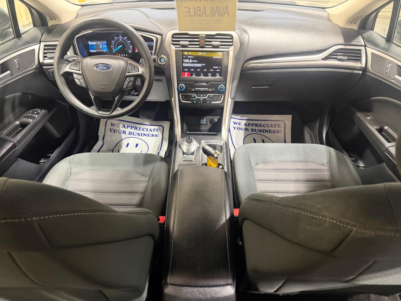 Ford Fusion SE FWD 2019