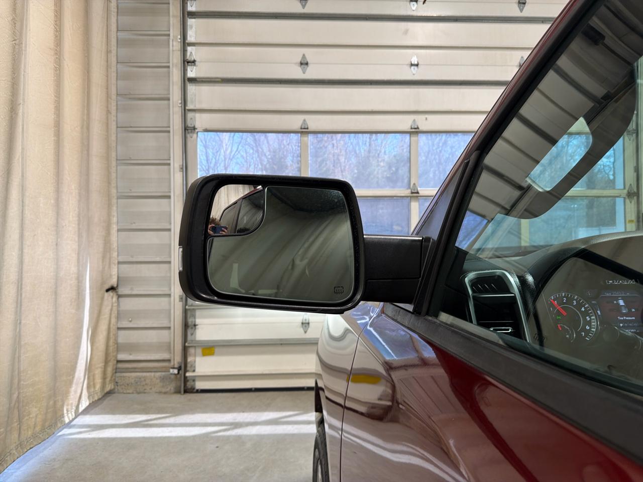 RAM 1500 Big Horn/Lone Star 4x4 Crew Cab 5'7" Box 2019