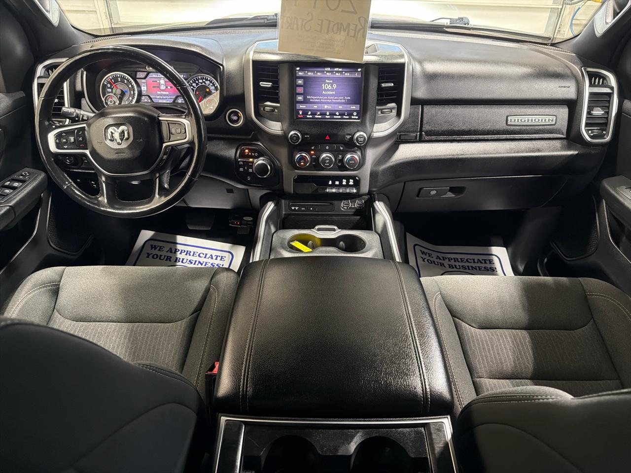 RAM 1500 Big Horn/Lone Star 4x4 Crew Cab 5'7" Box 2019