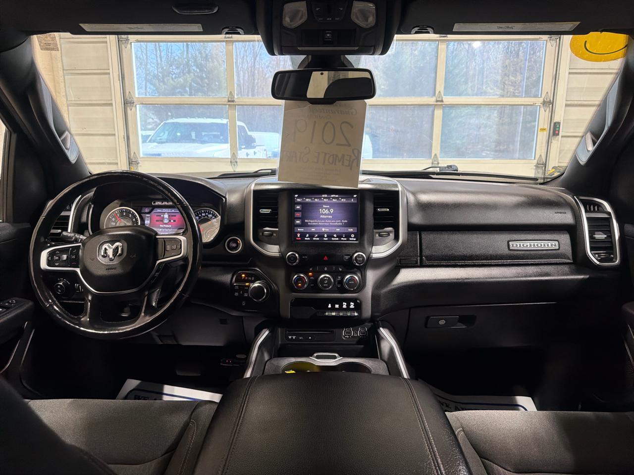 RAM 1500 Big Horn/Lone Star 4x4 Crew Cab 5'7" Box 2019