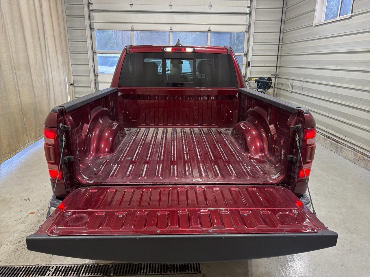 RAM 1500 Big Horn/Lone Star 4x4 Crew Cab 5'7" Box 2019