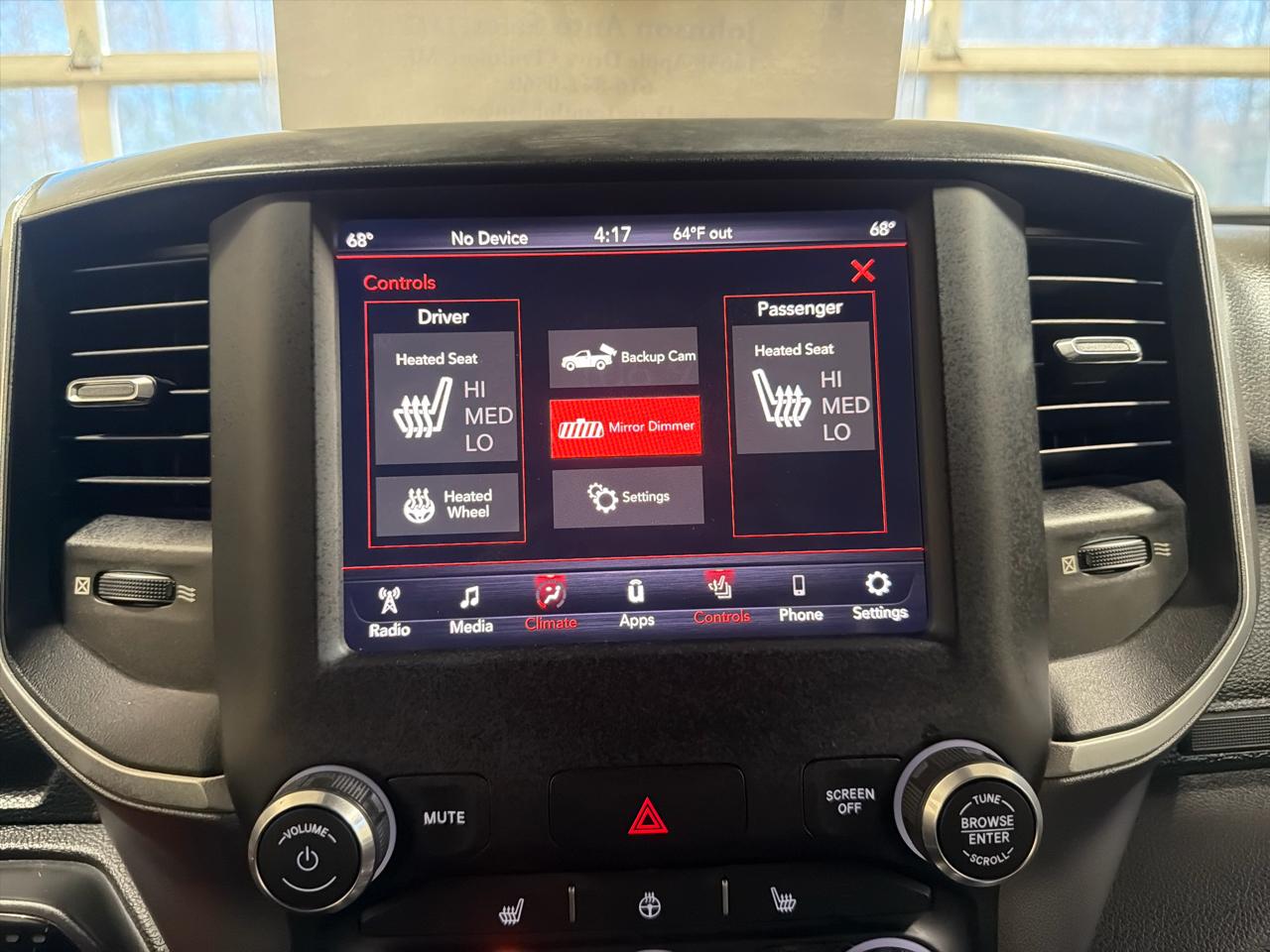 RAM 1500 Big Horn/Lone Star 4x4 Crew Cab 5'7" Box 2019