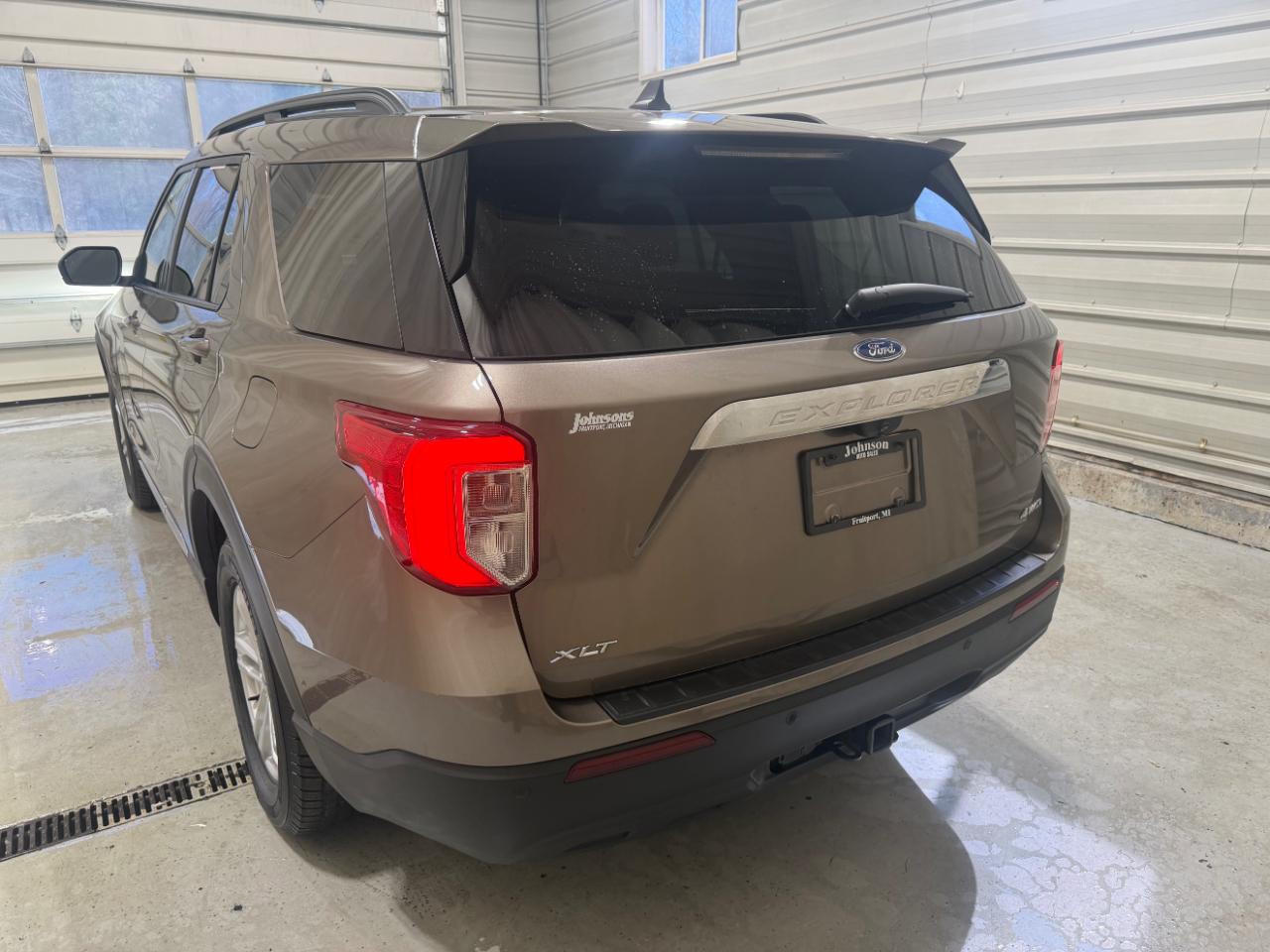 Ford Explorer XLT 4WD 2021